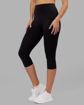 Elixir 3/4 Length Leggings - Black No Logo